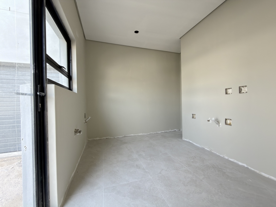 4 Bedroom Property for Sale in Sandown Western Cape